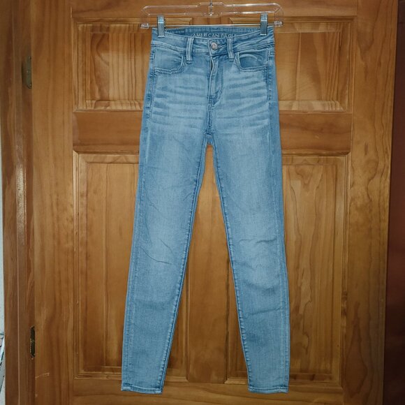 American Eagle Hi-Rise Jeggings - Picture 2 of 9